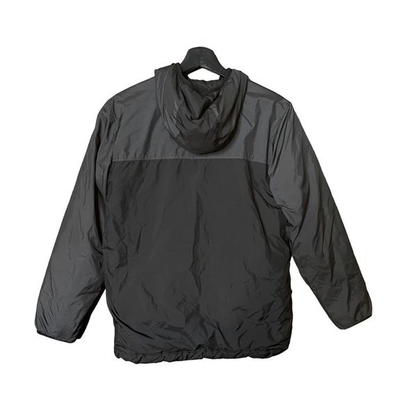 The North Face Boys Reversible Puffer Jacket Large - Picture 3 of 7